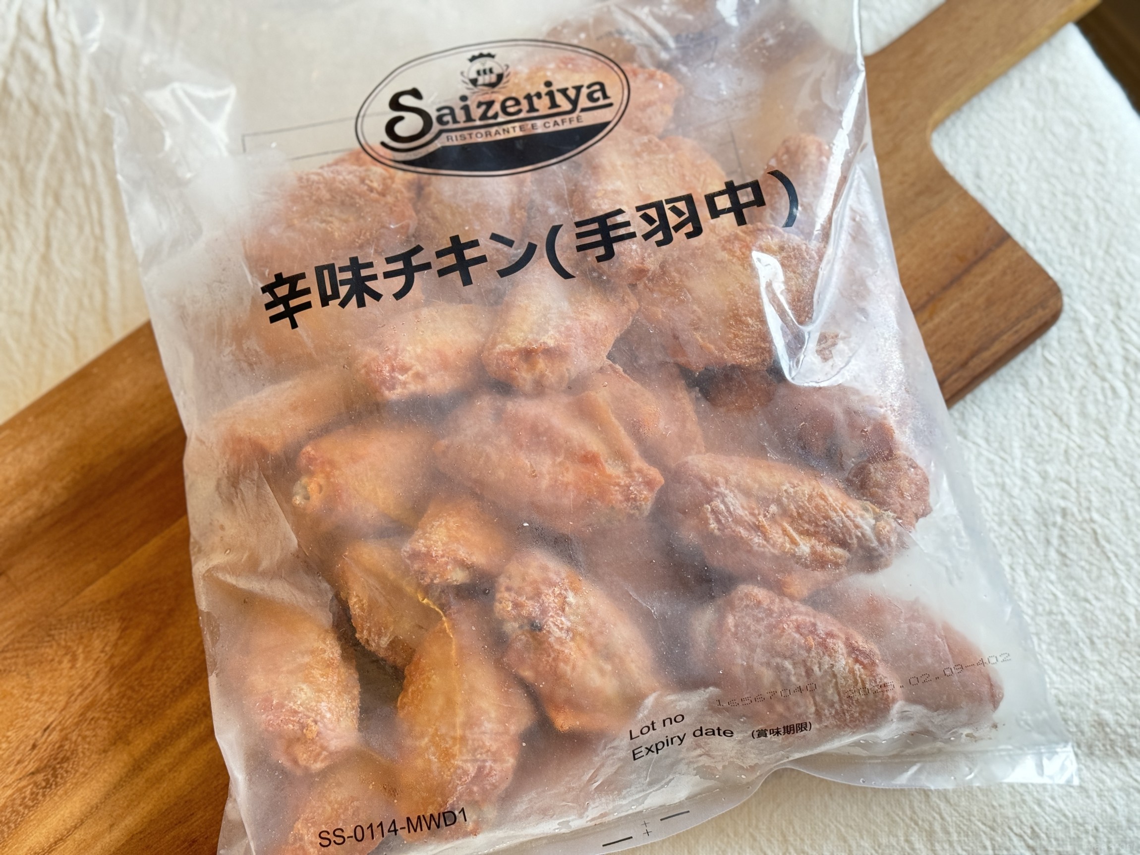 サイゼリヤ 冷凍メニュー レビュー, サイゼリヤ 冷凍 ミラノ風ドリア, サイゼリヤ 冷凍版 辛味チキン 食べてみた, サイゼリヤ お店の味 冷凍販売, サイゼリヤ 冷凍メニュー どこで買える