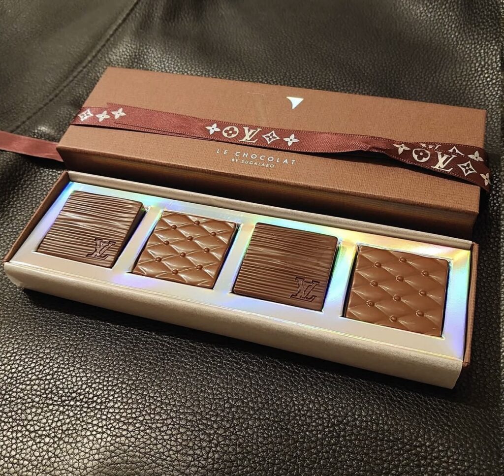 ルイヴィトン チョコレート LE CHOCOLAT V レビュー, LE CHOCOLAT V 高島屋 購入, ルイヴィトン チョコレート 味 わい, ルイヴィトン 高級チョコ レビュー