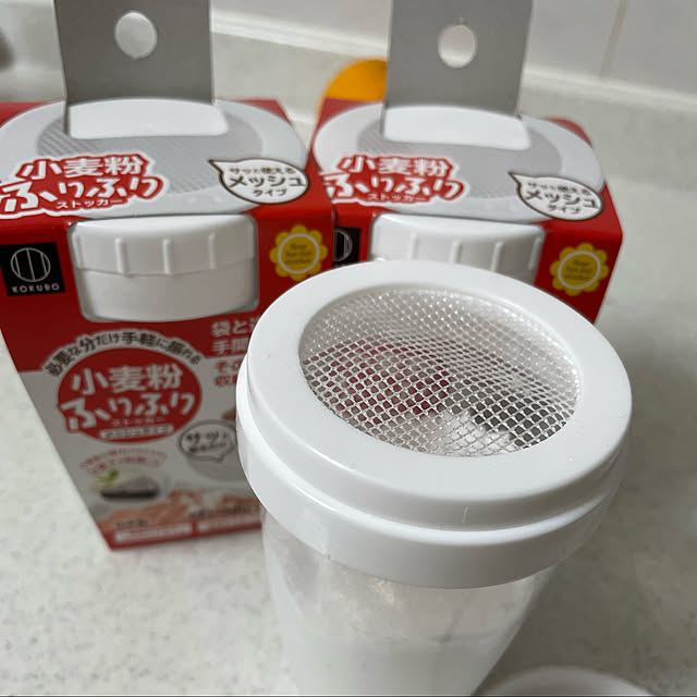 片栗粉 容器 おすすめ レビュー, 容器 片栗粉 ダイソー セリア 比較, 片栗粉 容器 使いやすい 保存方法, ダイソー セリア 片栗粉 容器 保存法